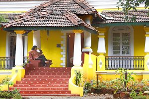 SENIOR CITIZENS: Dr. Aldina Gomes has documented cases of spinsters and widows living alone in ancestral houses getting addicted to drinking out of loneliness. 