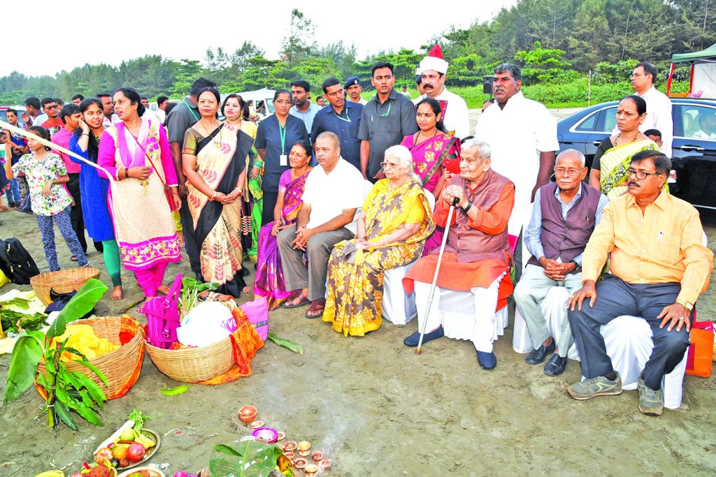 MIGRANTS IN GOA ASSERT THEMSELVES