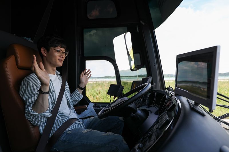 How 5G Will Transform the Way We Live and Work