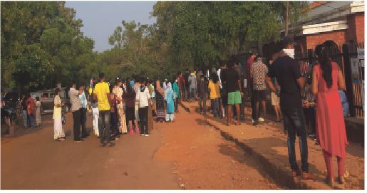 NO SOCIAL DISTANCING AT THE AGUADA FORT!