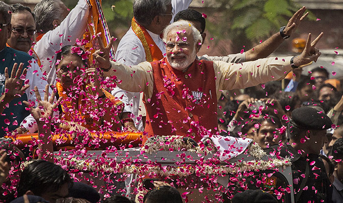 BJP TROUNCES MGB IN BIHAR!