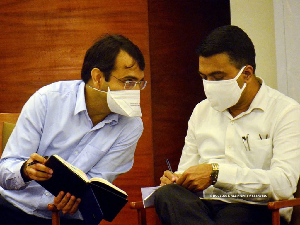 RANE CM CLASH ON CURFEW!