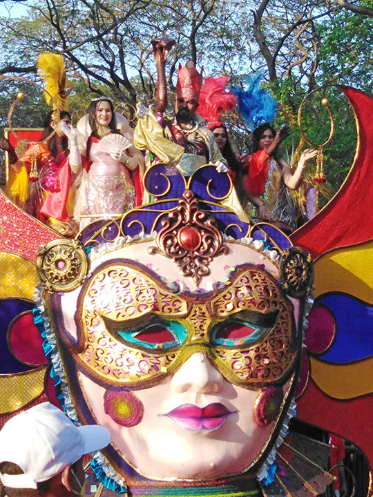 CARNAVAL IN A SLOW GROOVE THIS YEAR IN PANAJI!
