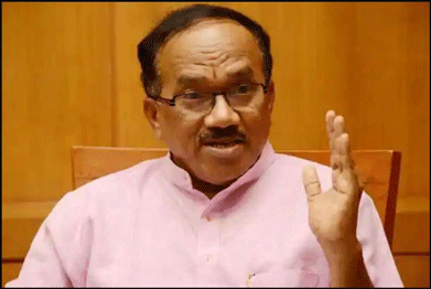 PARSEKAR REVOLTS, DEMANDS BJP TICKET!