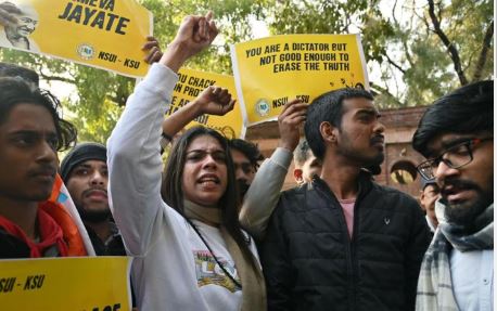 Delhi University: REVOKE PUNISHMENT!