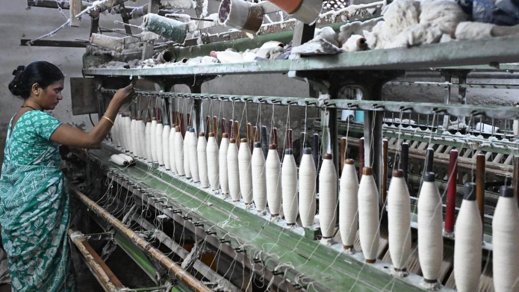 AFTER SONIA GANDHI’S ARTICLE IN THE HINDU, TEXTILE MINISTRY SAYS CENTRE IMPLEMENTING SEVERAL SCHEMES FOR HANDLOOM SECTOR!