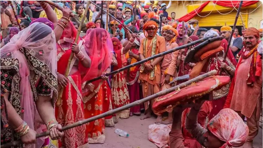 EVERY TIME HOLI COMES…